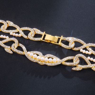 Iced 18mm 20'' Thorns with Pearl Link Chain in Gold