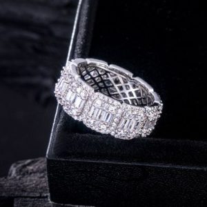 8mm Baguette-Cut Halo Band in White Gold