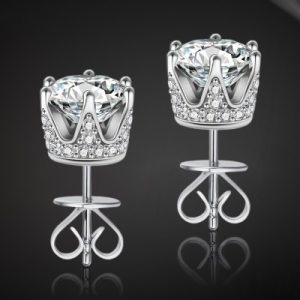 925S & VVS Moissanite 6-prong Stud Earrings with Crown Basket