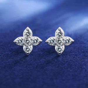 925S & VVS Moissanite 8mm Four Leaf Clover Stud Earrings