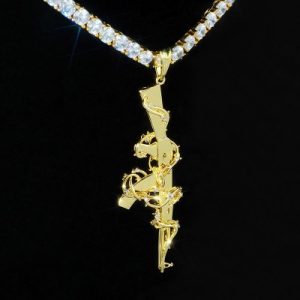 925S & VVS Moissanite Thorns Arms Pendant