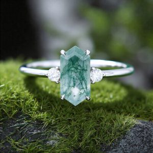 1.26CT Elongated Hexagon Cut Moss Agate Three Stone S925 Silver Engagement Ring