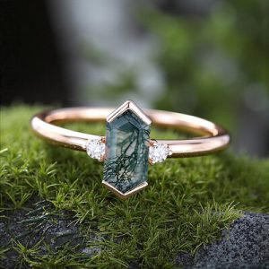 1.26CT Elongated Hexagon Cut Moss Agate & Round Cut Moissanite S925 Silver Engagement Ring