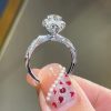 2.05CT Elegant Round Cut VVS Moissanite Twisted Engagement Ring
