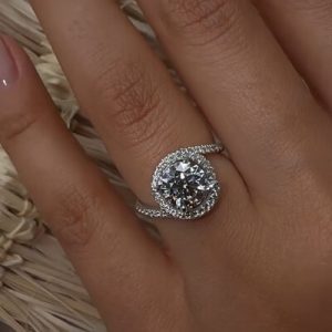 2.32CT Round Cut VVS Moissanite Twisting Halo Engagement Ring