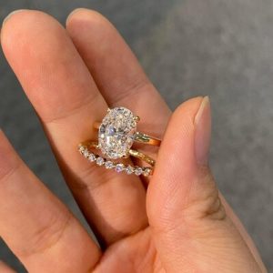 5.7CT Oval Cut VVS Moissanite Pave Engagement Ring Set