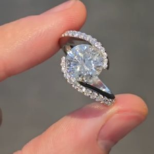 2.75CT Round Cut VVS Moissanite Pave Engagement Ring