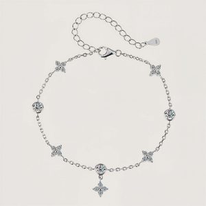 VVS Moissanite S925 Silver Four-leaf Clover Bracelet