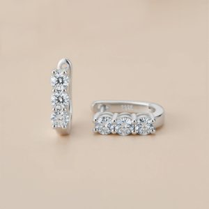 Simple U-shaped VVS Moissanite S925 Silver Geometric Earrings
