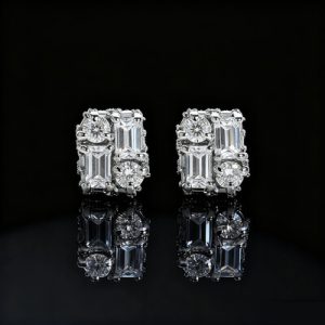 Baguette & Round Diamond Claw Stud Earrings