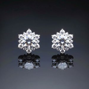 925S & VVS Moissanite Snowflake Stud Earrings in White Gold